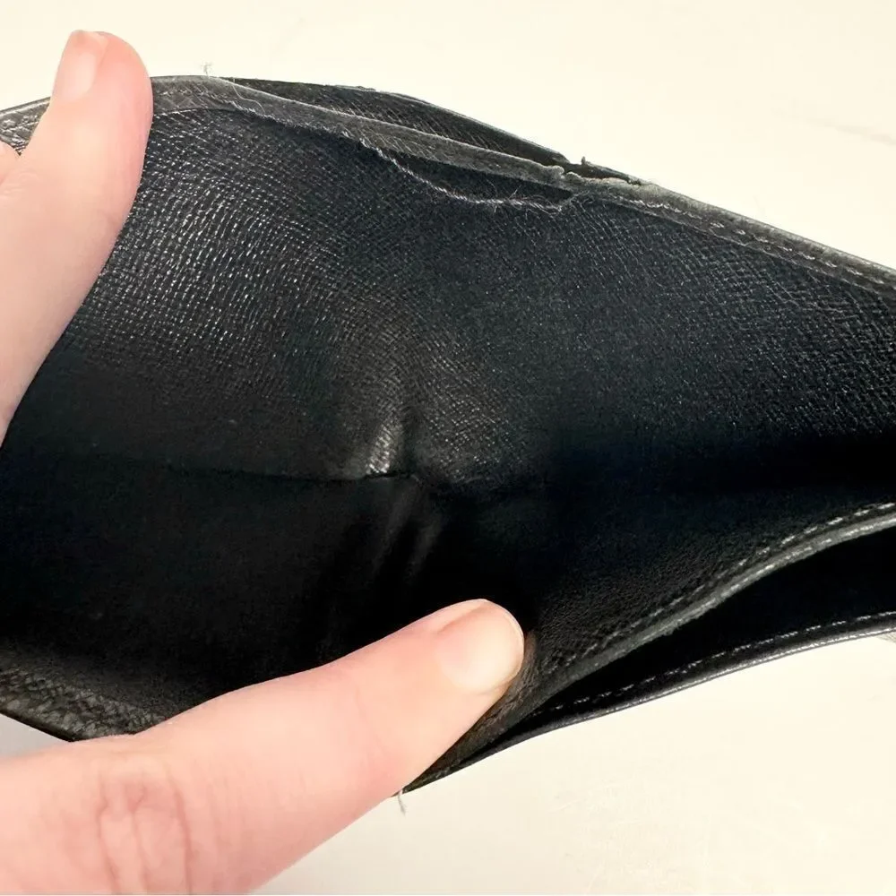 LV Louis Vuitton Black Epi Leather Bifold Wallet Bilfold Multiple Wallet MI0045